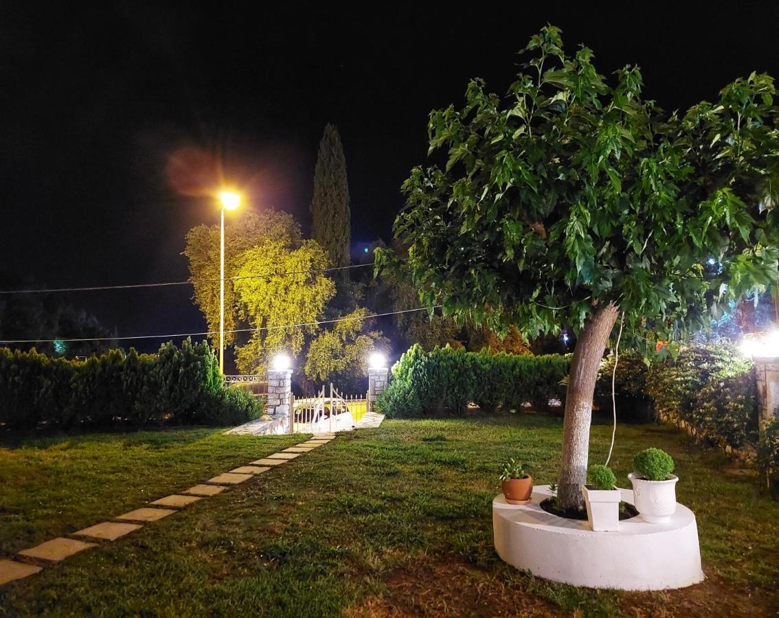 Phoenix Apartments ปาร์กา ภายนอก รูปภาพ